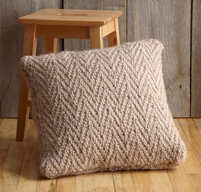 Stuff Your Stockings with a Herringbone Stitch Pillow Kit at Craftsy's Flash Sale --- Save big on popular yarn, sewing and quilting products and get it in time for Christmas. || via diybudgetgirl.com #knitting #sewing #crocheting #kits #shopping #christmas