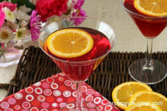Ruby Slipper Cocktail -- Warm weather is here and it's time to ring it in with some of the blogosphere's best refreshing spring cocktails!