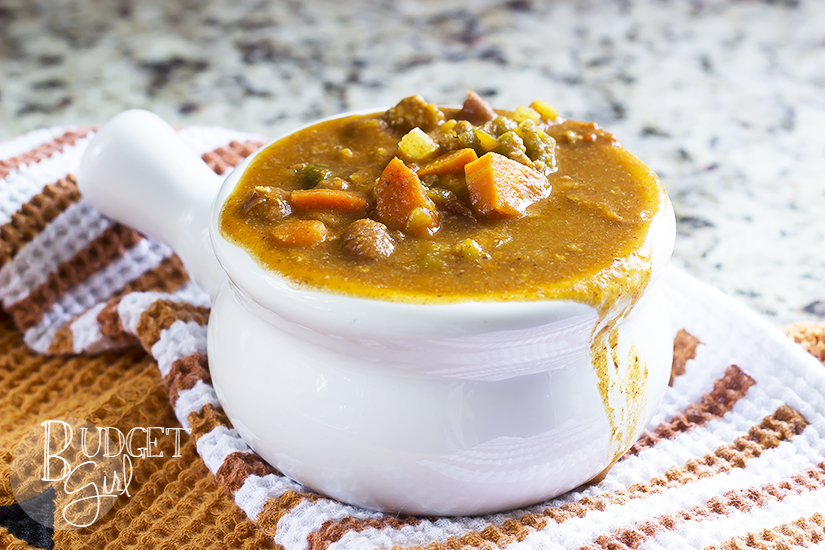 Crock pot pumpkin chili has the warmth of a traditional chili, but the addition of the pumpkin and cinnamon set it up as a perfect fall dish. 