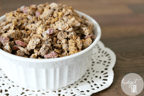 Pumpkin Spice Granola --- This lightly sweetened granola makes a great autumn breakfast or movie snack. Make just the granola or add nuts, dried fruit, seeds, chocolate chips, etc. || via diybudgetgirl.com #pumpkin #granola #autumn #fall #cereal #snacks #breakfast #13daysofpumpkin