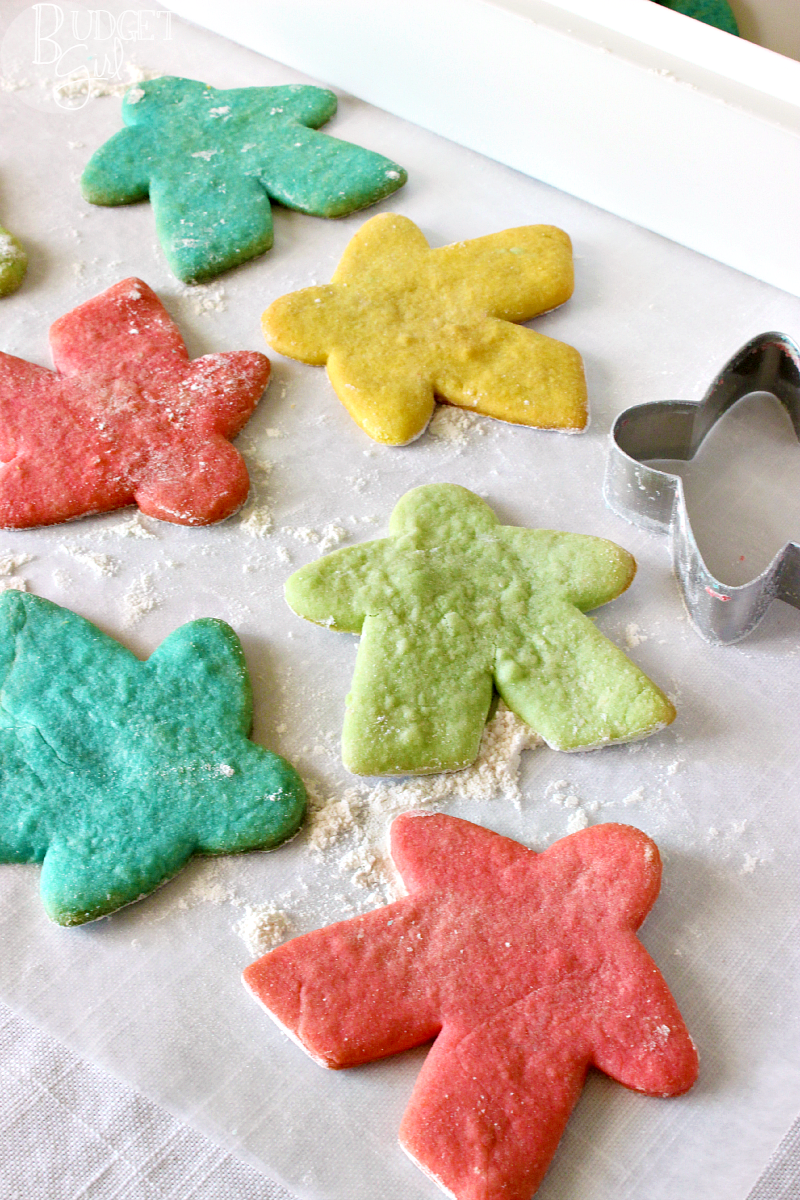 TableTop Day Meeple Cookies --- International TableTop Day is coming up! We made these soft Meeple-shaped sugar cookies to celebrate. They were a huge hit! || via diydbudgetgirl.com #cookies #meeples #tabletop #boardgames #games #gaming #baking
