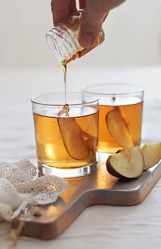 Honey Bourbon Apple Cider Cocktail