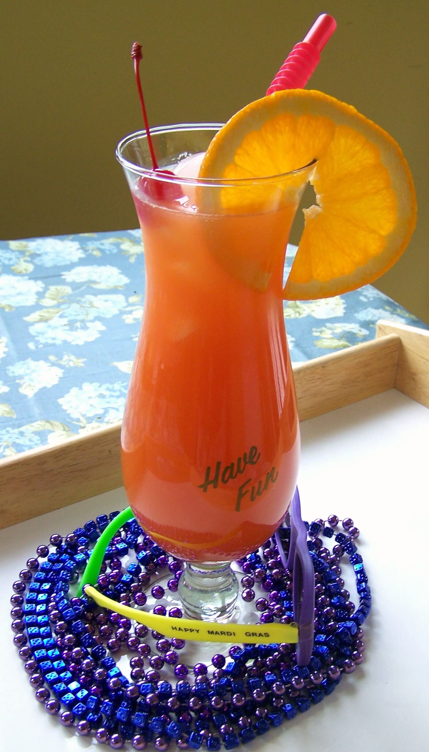 Hurricane Cocktail -- Warm weather is here and it's time to ring it in with some of the blogosphere's best refreshing spring cocktails!