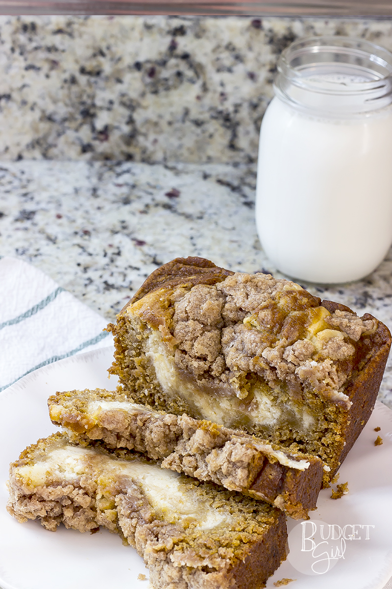 Moist pumpkin bread with a cream cheese center and a crumbly, streusel topping. A great autumn treat! 